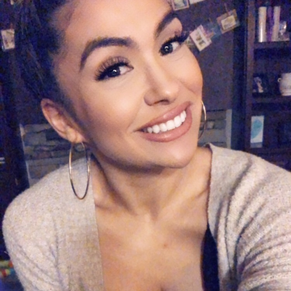 Meet your Posher, Jessica